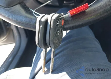 2016 Ford Focus Se z USA, uszkodzony, nr VIN 1FADP3F21GL403670